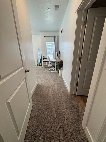 Building Photo - 3120 S 200 W