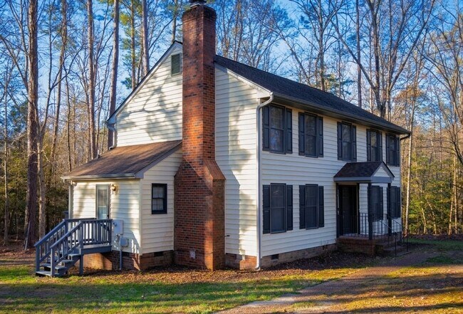 Building Photo - -- ACT FAST!  HUGE 4 BEDROOM 2.5 BATH GLEN ALLEN HOME --
