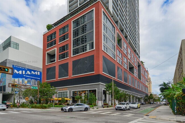 Building Photo - 159 NE 6th St