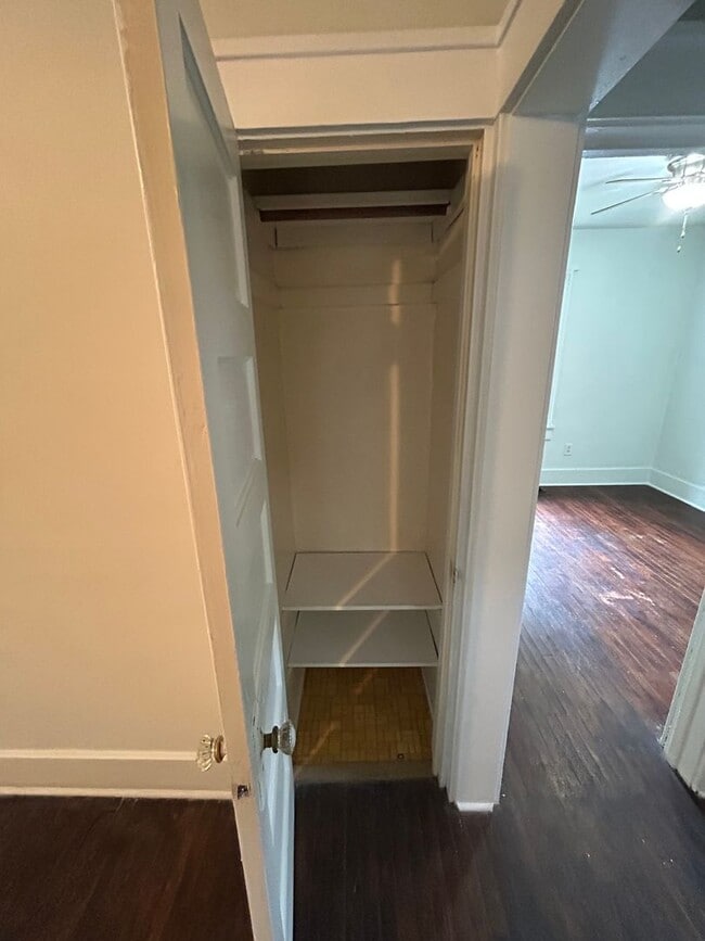 Building Photo - 2bed/1bath Single Family Home For Rent in ...