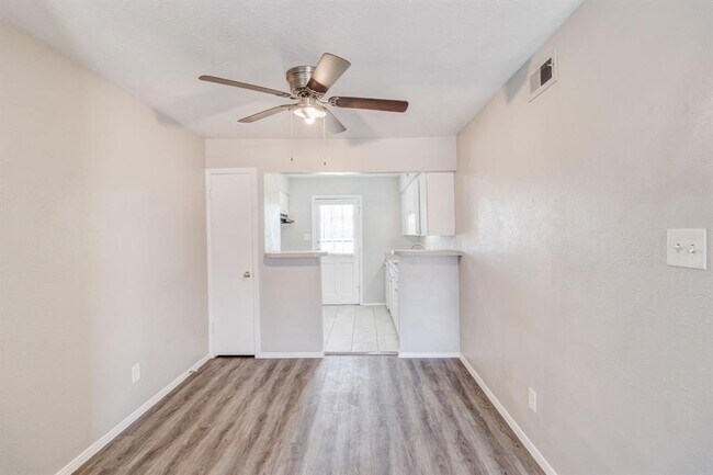 Building Photo - 5742 Marina Dr