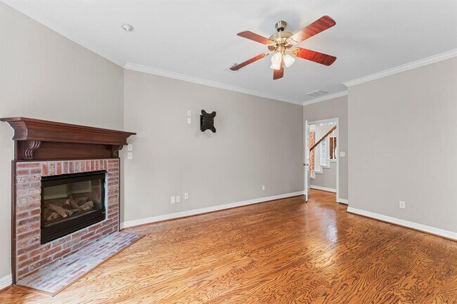Building Photo - 9520 Chasewood Blvd