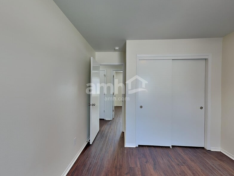 Building Photo - 2839 W Santa Clara Dr