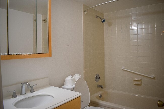 Building Photo - 260 NW 76th Ave