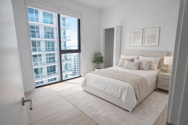 Building Photo - 31 SE 6th St