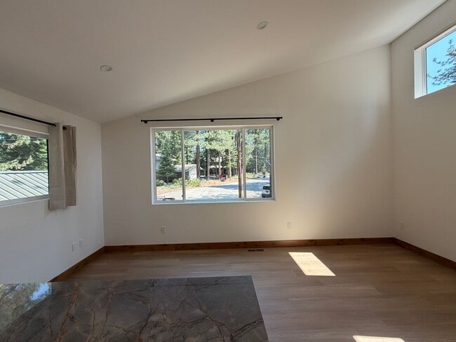 Building Photo - Gorgeous ADU in the County - High End Construction and Beautiful Cul De Sac Setting