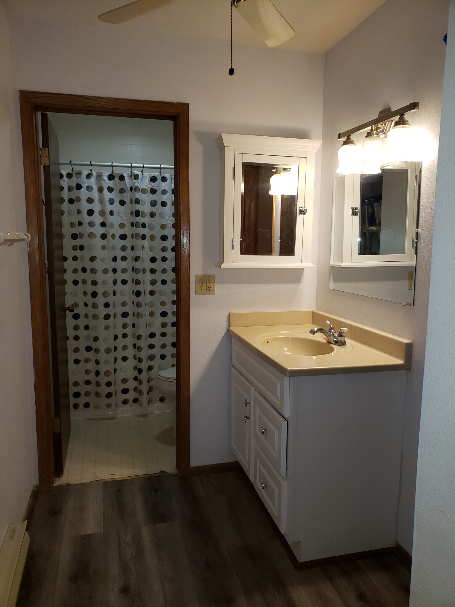 Bathroom - 401 Cheviot Chase