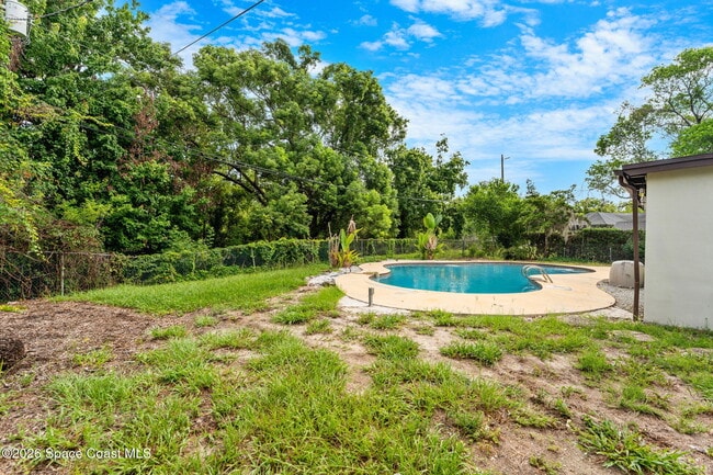 Building Photo - 2426 Clemson Dr