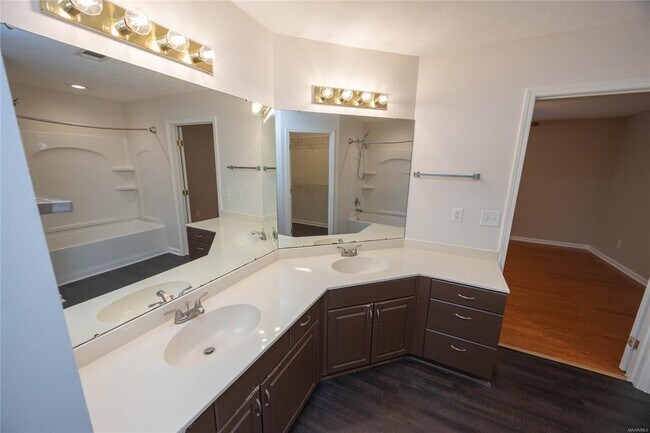 Building Photo - 8013 Copperfield Dr
