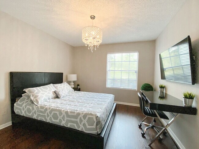 Building Photo - Westwood Boulevard, Orlando, FL 32821 - 2 ...