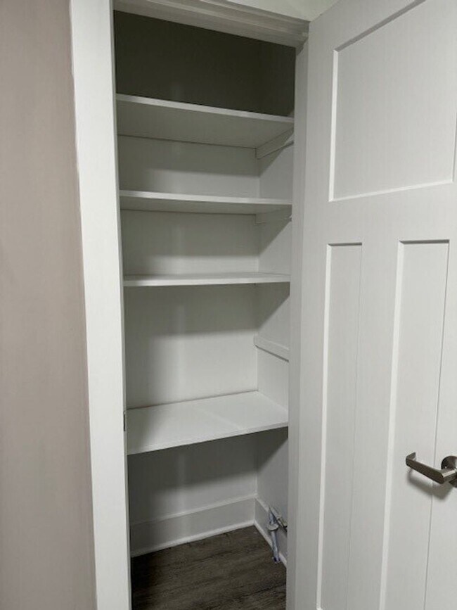 Primary Photo - 524 26th Ave N