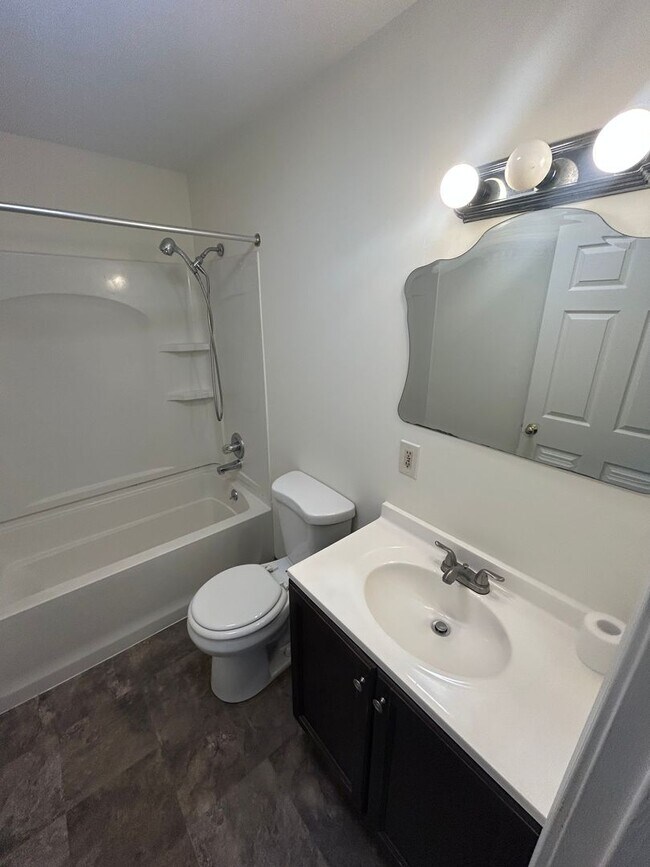 Building Photo - 34 Lafayette St