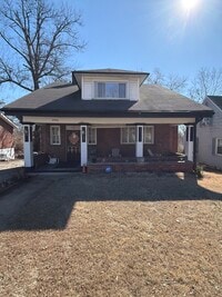 Building Photo - 3720 Manola Ave