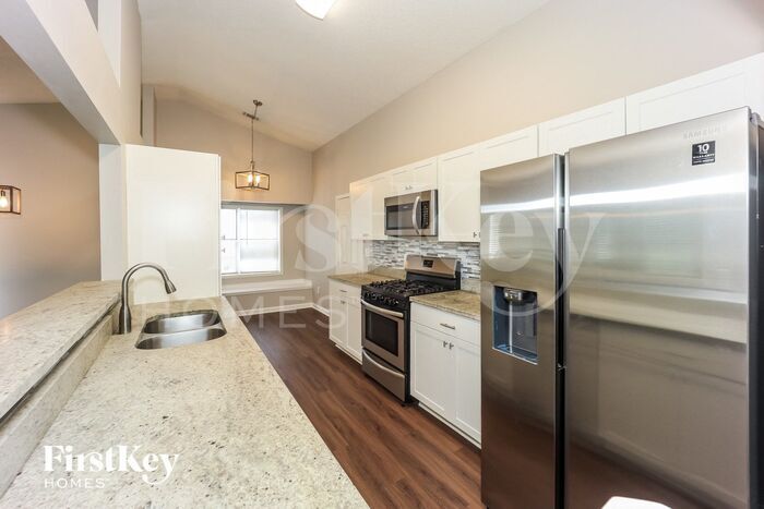 Building Photo - 3821 Greenbrook Dr