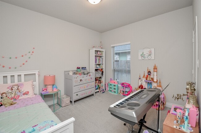 Building Photo - 6926 Myrtle Dr