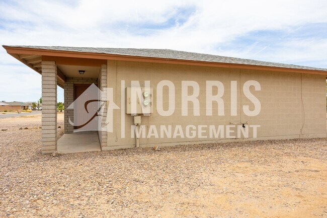 Building Photo - 9874 W Leander Dr