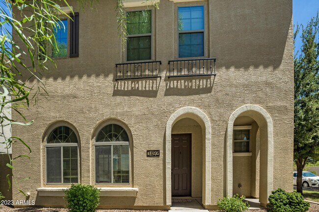 Building Photo - 3492 S Winter Ln