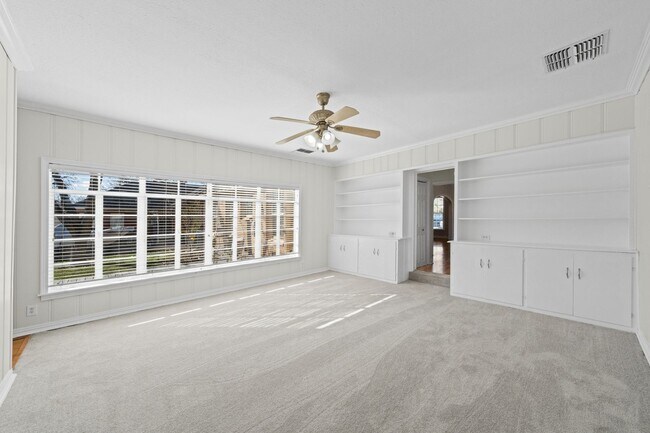 Building Photo - Spacious 3 Bed / 3 Bath Single Family with Large Fenced Yard and Deck in Temple ISD