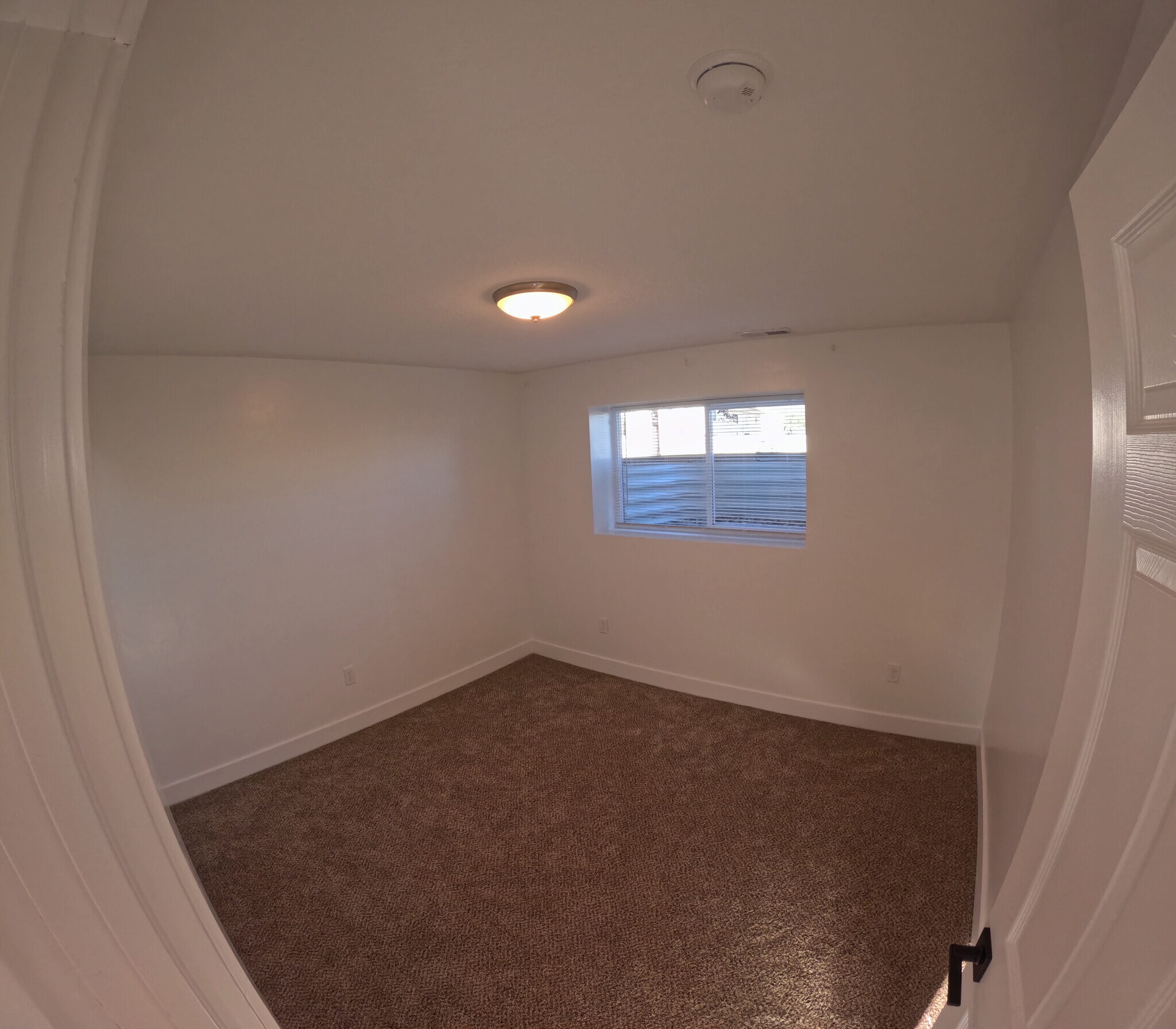 Building Photo - 2906 S 1550 W