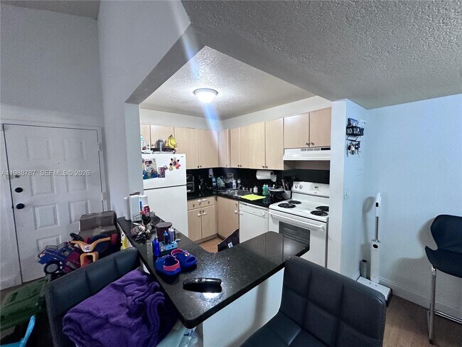 Building Photo - 7220 NW 179th St