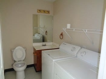 Building Photo - 102 A TENNESSEE AVE OAK GROVE KY 42262