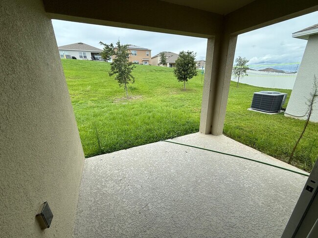 Building Photo - 4/2 Groveland Home