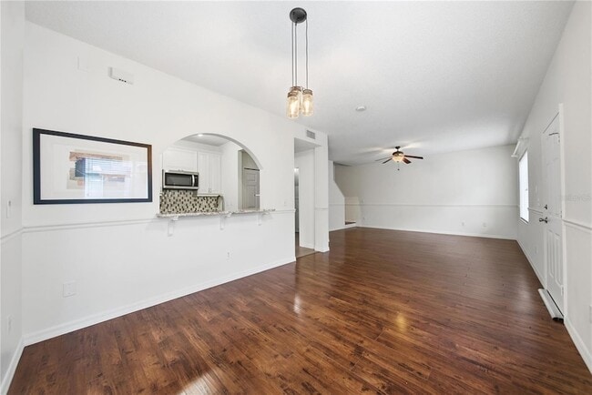 Building Photo - 18117 Paradise Point Dr