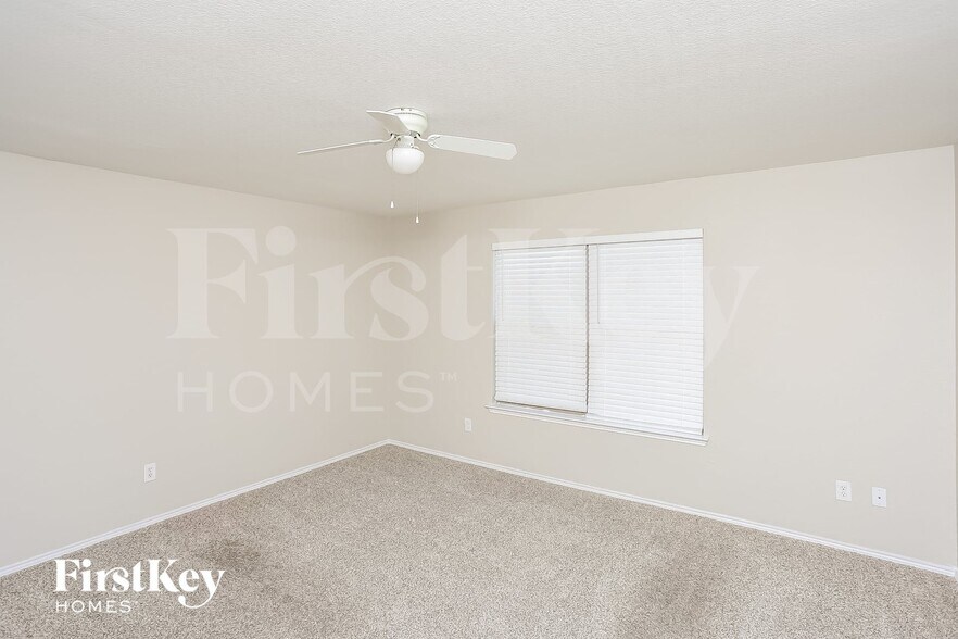 Building Photo - 7313 Starwood Dr