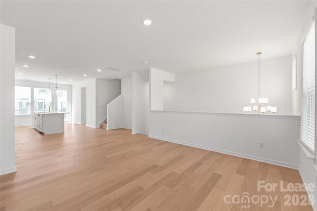 Building Photo - 3012 Rexton Ln