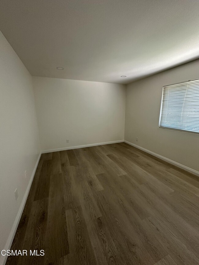 Building Photo - 1165 Triunfo Canyon Rd