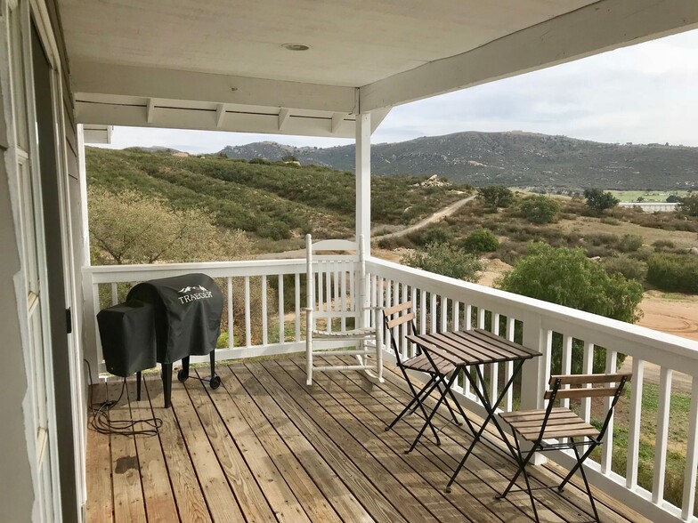 Balcony - LOFT HOUSE, 19121-B Camino Vista Rd