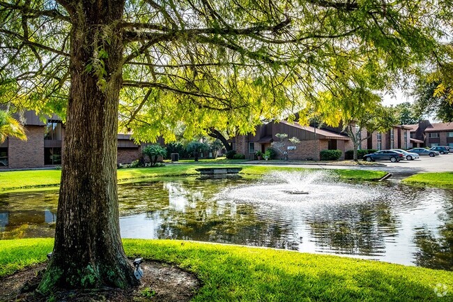 Woodlake Park Pond with Fountain - Woodlake Park Apartments