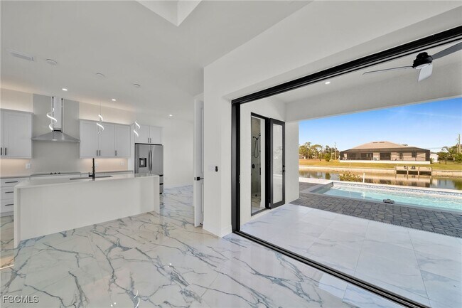 Building Photo - 2521 Diplomat Pkwy W