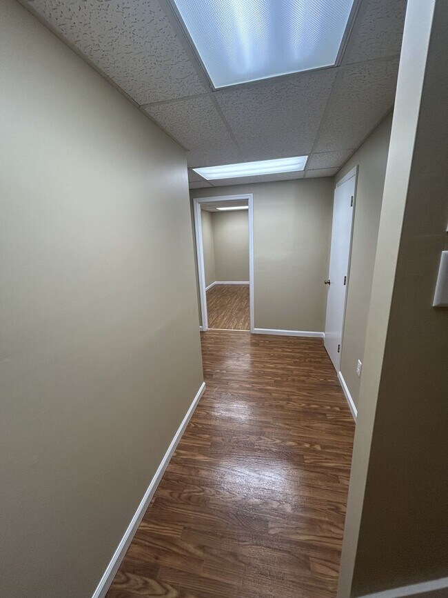 Building Photo - 580 Highland Ave NW