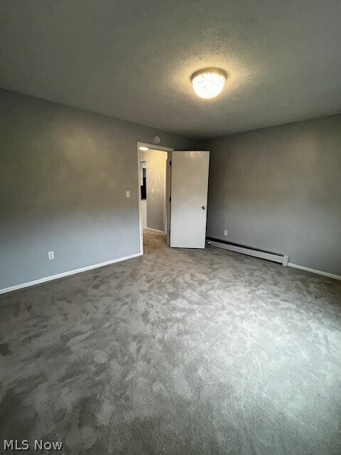 Building Photo - 62 Carter Cir