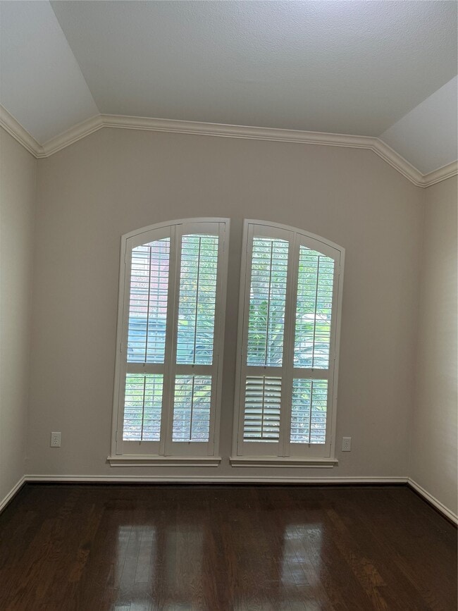 Building Photo - 6914 Sunflower Grove Dr