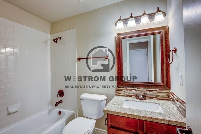 Building Photo - 10856 Devontree Dr