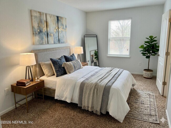 Building Photo - 12337 Sand Pine Ct