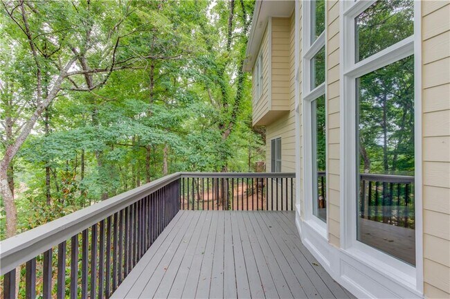 Building Photo - 1920 Woods River Ln