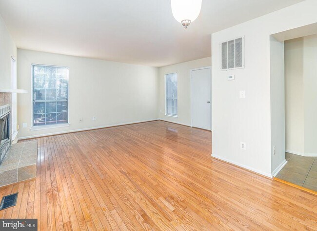 Building Photo - 6145 Stonepath Cir