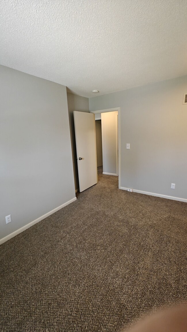 Building Photo - 226 NW 62nd Terrace