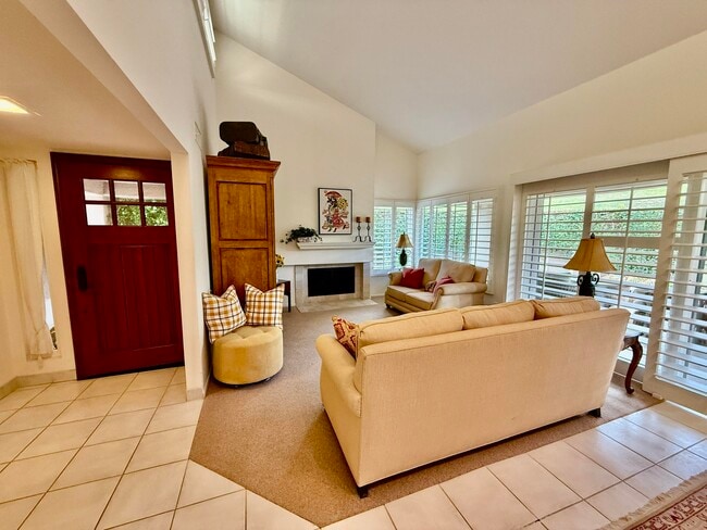 Building Photo - 48835 Mescal Ln