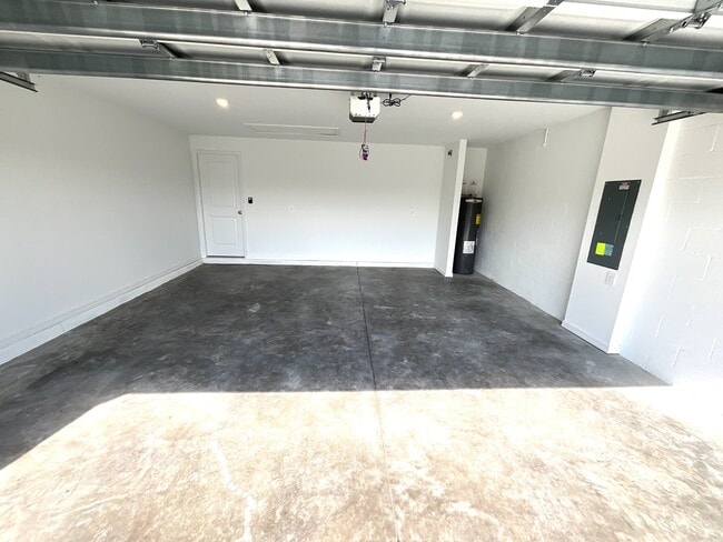 Building Photo - 11961 Savanna Lks Blvd