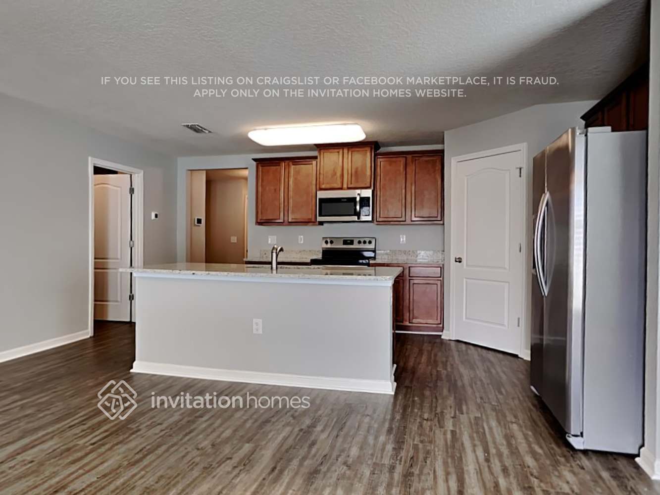 Building Photo - 3348 Canyon Falls Dr