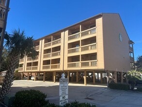 Building Photo - Walk to the Beach! Two-bedroom condo in Myrtle Beach. Adjacent to Beach Access!
