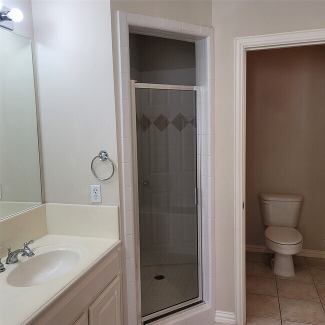 Building Photo - 7111 Harmony Cove