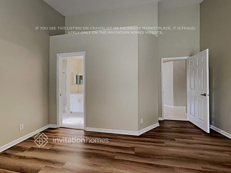 Building Photo - 6736 Blue Bay Cir