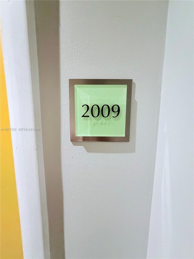 Building Photo - 133 NE 2nd Ave