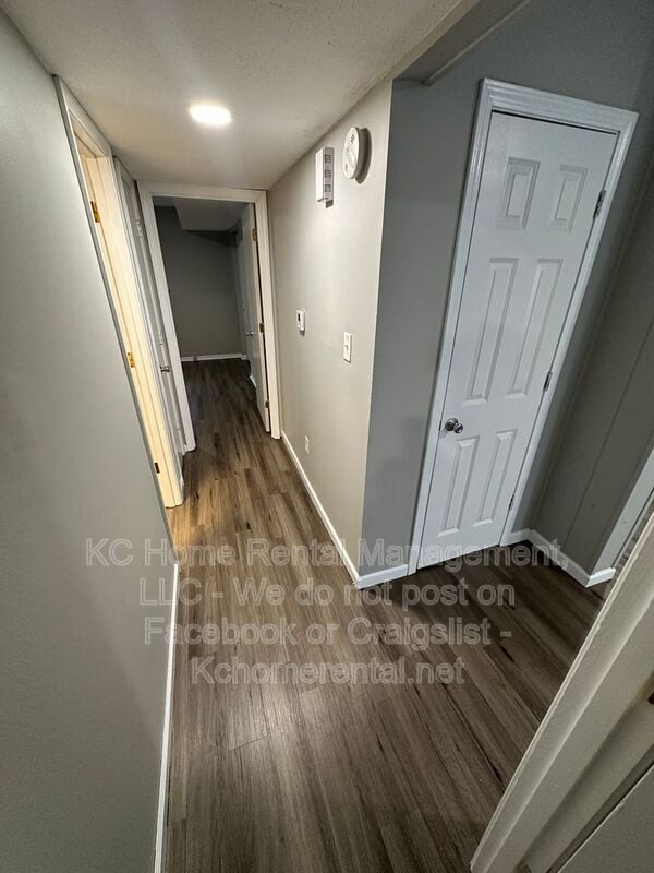 Building Photo - 9213 E 54th Terrace