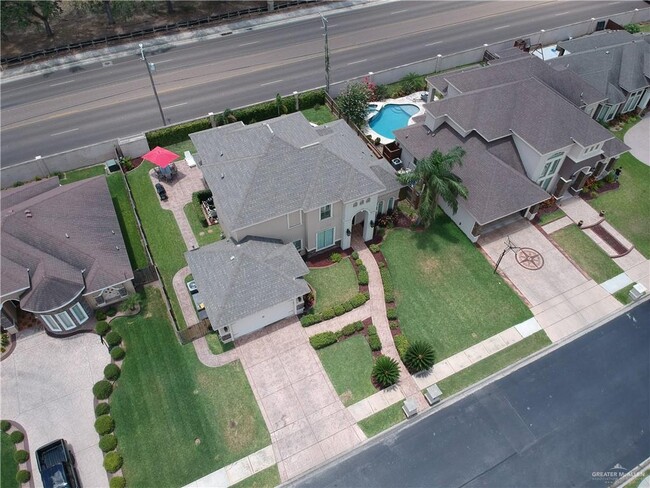 Building Photo - 1208 Rocotillo Ln